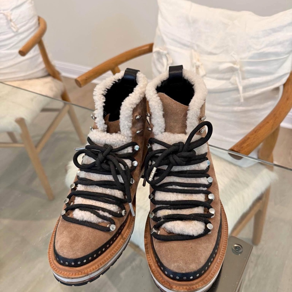 Brand new Rag and Bone Compass Shearling Booties - size 8